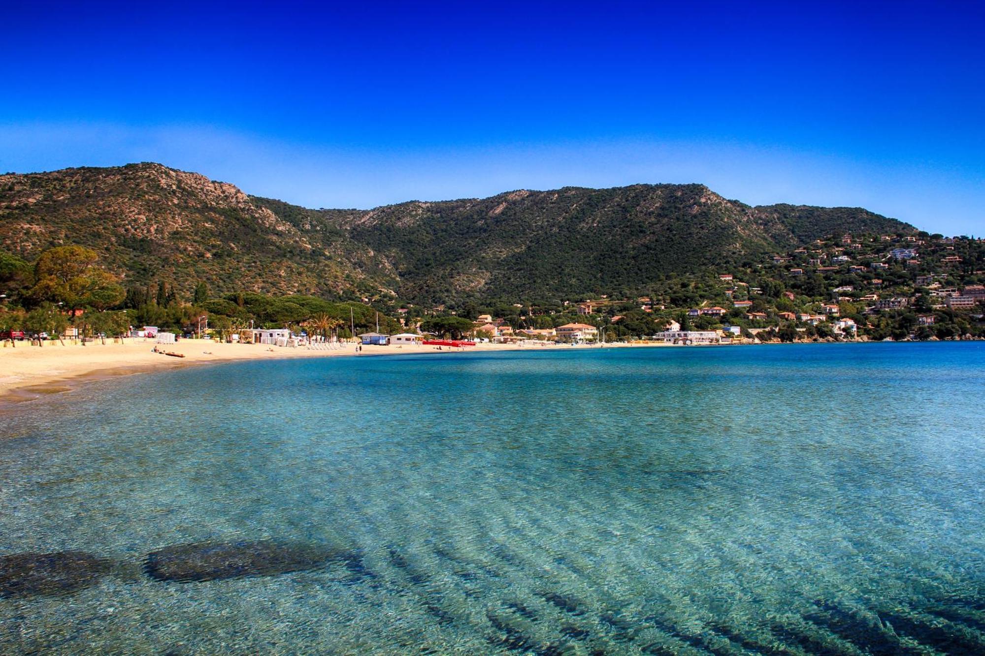 Hotel Le Rabelais Le Lavandou Exteriér fotografie