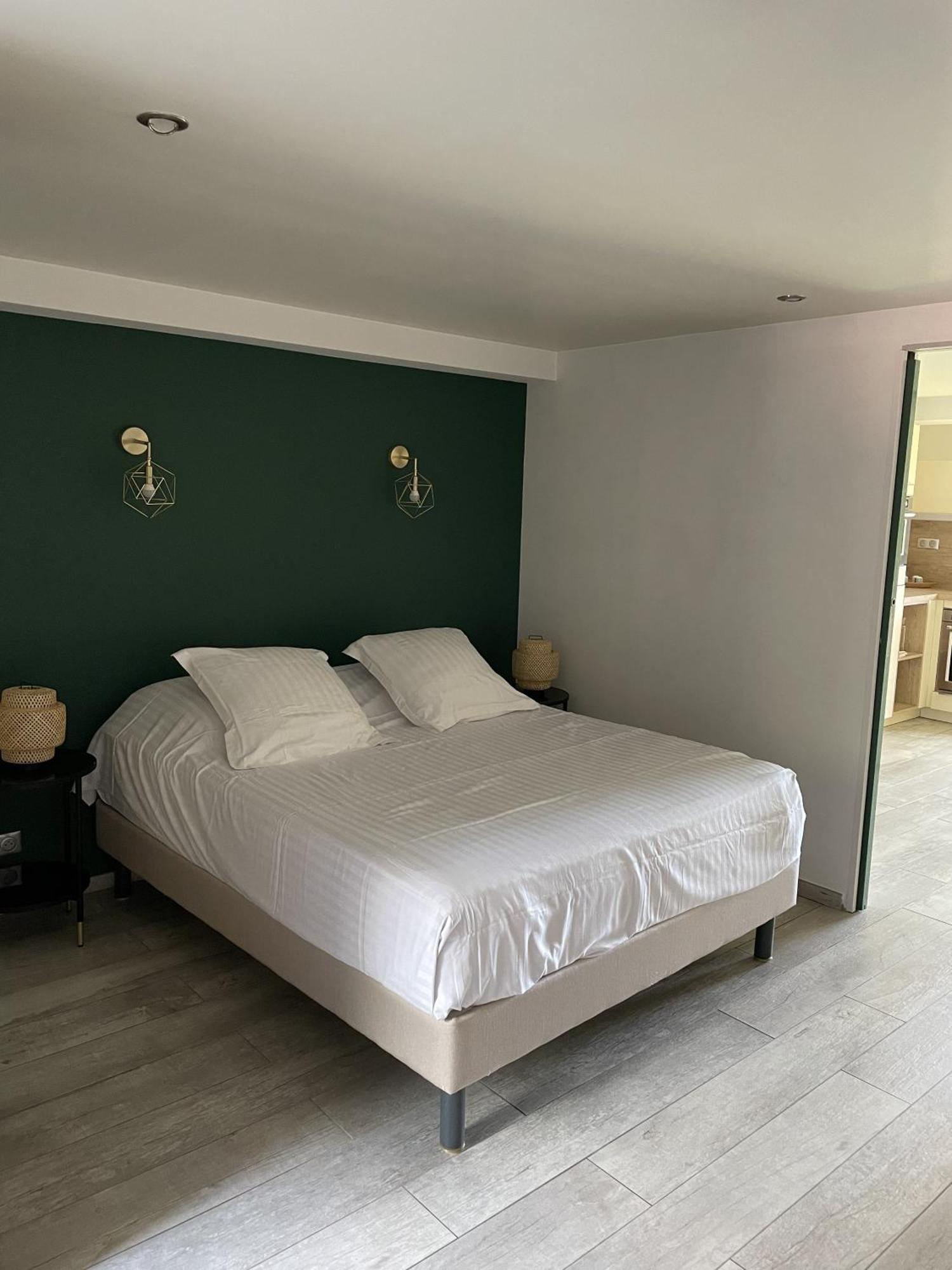 Hotel Le Rabelais Le Lavandou Exteriér fotografie