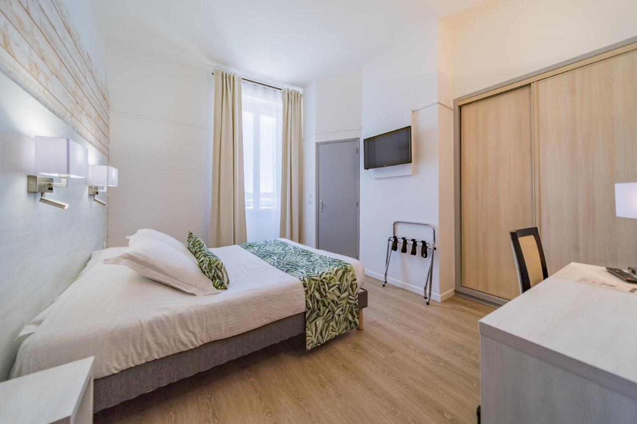 Hotel Le Rabelais Le Lavandou Exteriér fotografie